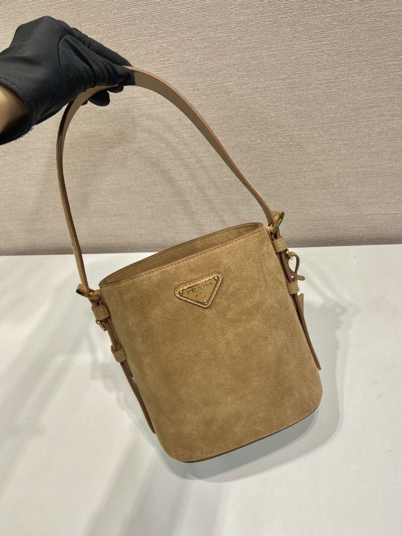 Pra*a bucket bags